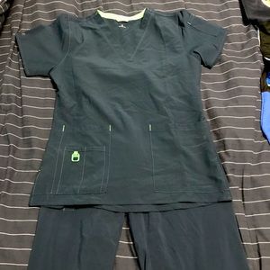 Carhartt scrubs